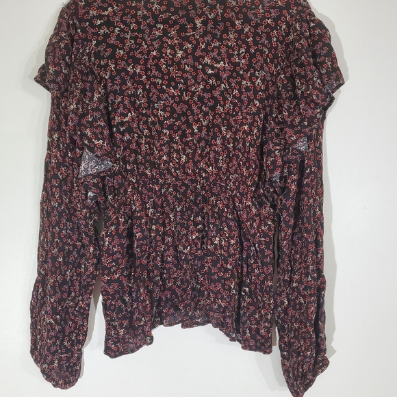 SUGARFOX Woman's Floral Top Size 2X - Picture 6 of 9